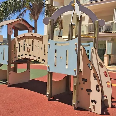 Piso Bajo 3 2 Banos Y Gran Terraza * Dénia