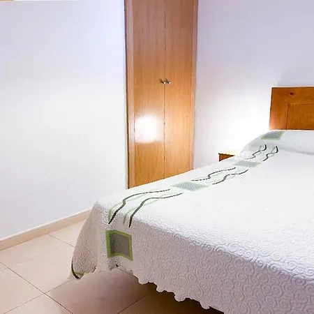 Piso Bajo 3 2 Banos Y Gran Terraza Dénia