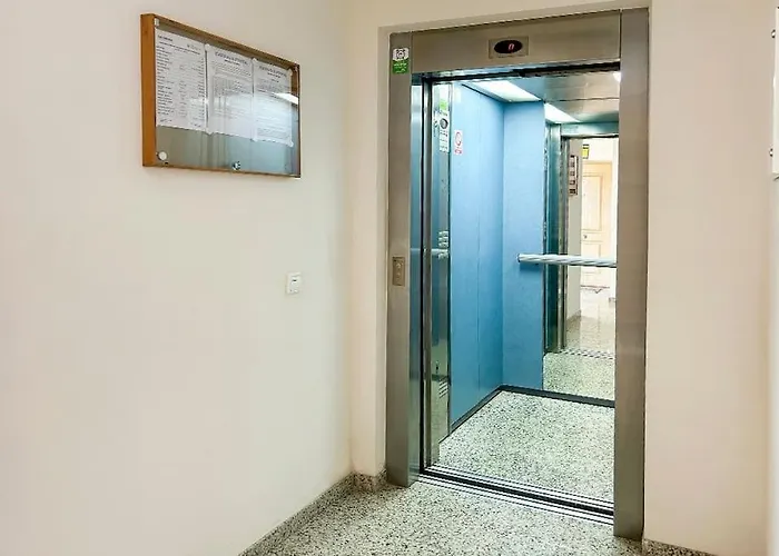 Piso Bajo 3 2 Banos Y Gran Terraza Apartament