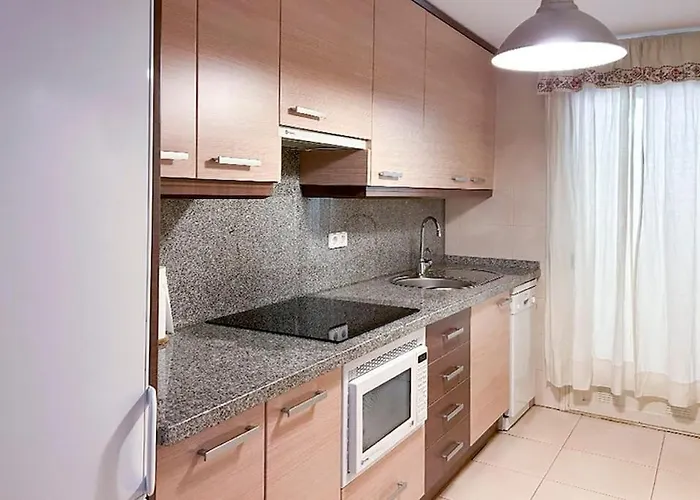 Piso Bajo 3 2 Banos Y Gran Terraza Apartament *