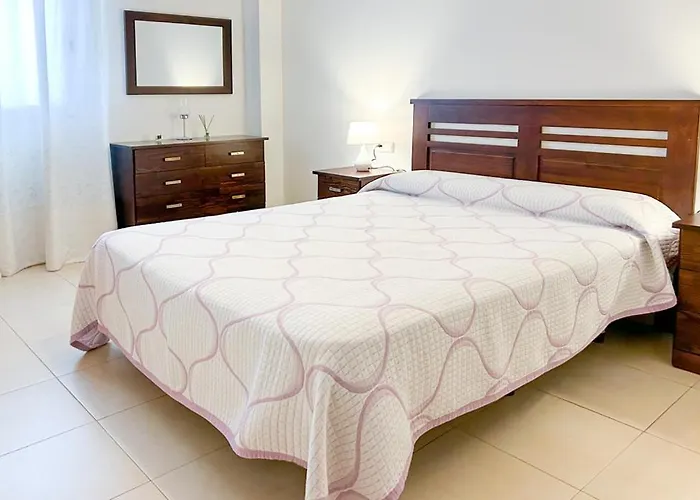 Piso Bajo 3 2 Banos Y Gran Terraza